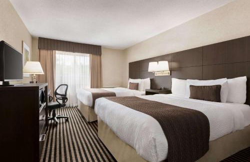 Miramichi Hotel | Days Inn by Wyndham Miramichi NB