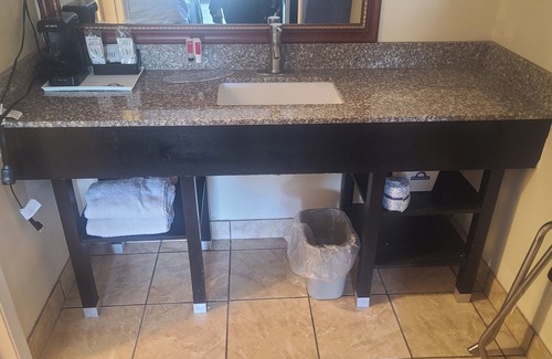 Newton Hotel | Days Inn by Wyndham Newton MS/I-20