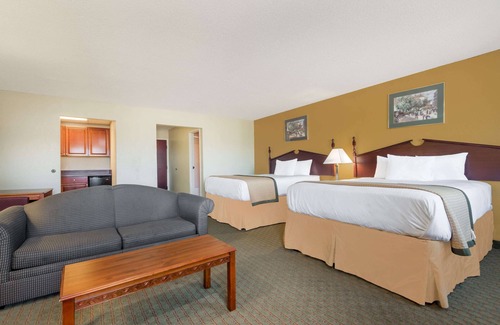 Norton Hotel | Days Inn by Wyndham Norton