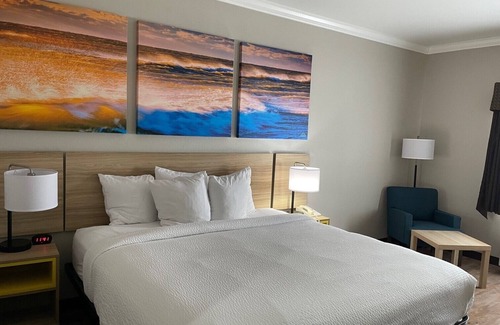 Rockdale Hotel | Days Inn by Wyndham Rockdale Texas