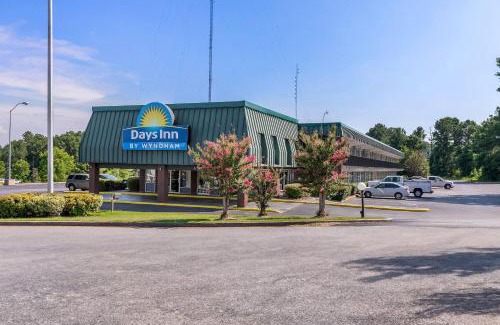 Seneca Hotel | Days Inn by Wyndham Seneca-Clemson