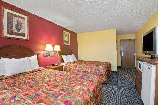 Torrington Hotel | Days Inn by Wyndham Torrington
