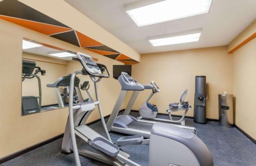Windsor Locks Hotel | Days Inn by Wyndham Windsor Locks/Bradley Intl Airport