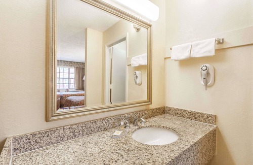 Yazoo City Hotel | Days Inn by Wyndham Yazoo City