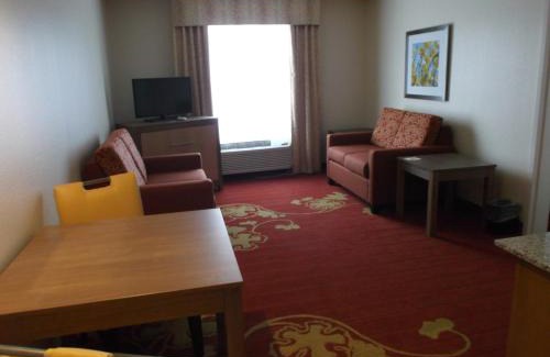 Caldwell Hotel | Days Inn & Suites by Wyndham Caldwell