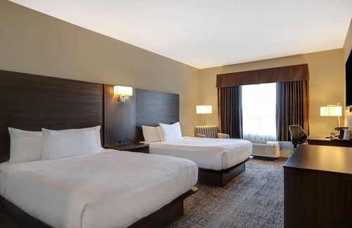 Warman Hotel | Days Inn & Suites by Wyndham Warman