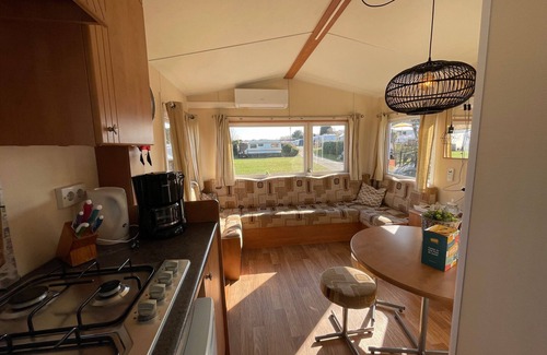 IJmuiden Ski Chalet | DD 46 - Camping de Duindoorn - AIRCO