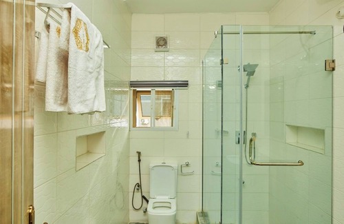 Enugu Hotel | De Castle hotels & Resort Enugu