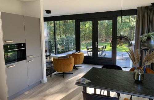 Zon en Schild House | De Ceder