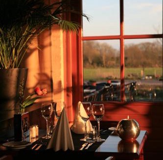 Giethoorn Hotel | De Kruumte