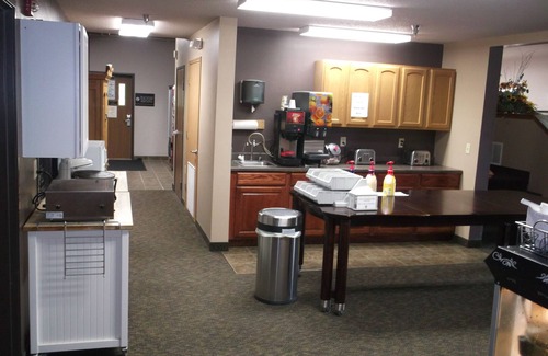 De Smet Hotel | De Smet Super Deluxe Inn and Suites