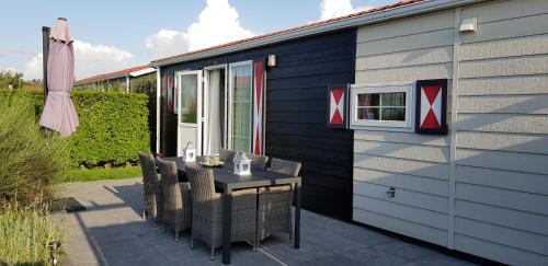 Serooskerke Ski Chalet | De Zeeuwse Lûûkjes 1