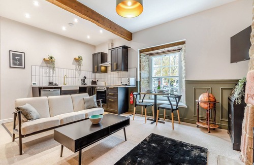 Chapel en le Frith Cottage | Deacons Apartment 2 - UK45212