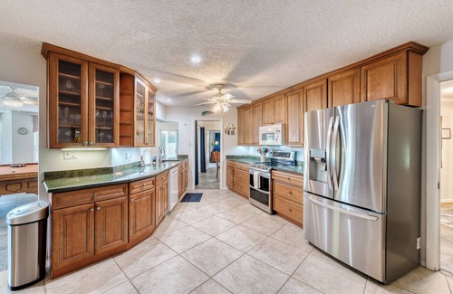 Cocoa Isles House | Deep-water canal home- hot tub-billiard room