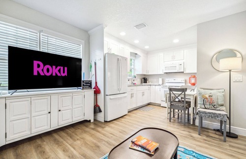 Tampa Heights House | Deja Blue Retreat – A Must See!