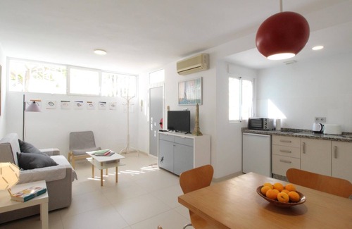 Pedregalejo Apartment | Del Parque Flats Pina Beach
