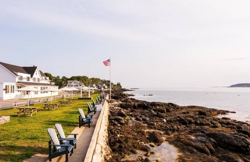 Ocean Point House | Delight in Ocean Breezes from Spacious Room Near Grimes Cove Beach | with Pool