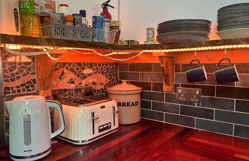 Kilmun Apartment | Delightful 3 Bed home overlooking River Echaig and Holy Loch, KIlmun, Dunoon.