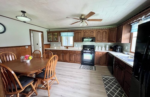 Germfask House | Delightful 3-bedroom house in Germfask Michigan, centrally located in the U.P.