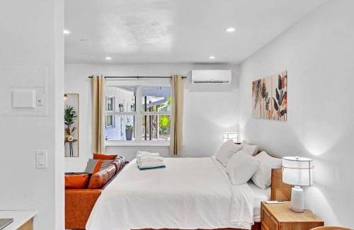 Parkside House | Delightful Apartment downtown