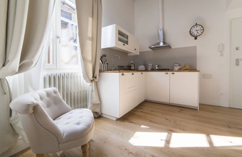 Santa Maria Novella Apartment | Delightful apartment with mezzanine for 4 people, ideal for those who want to visit the city center