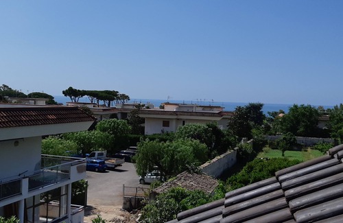 Formia House | DELIGHTFUL APARTMENT TWO STEPS FROM THE SEA