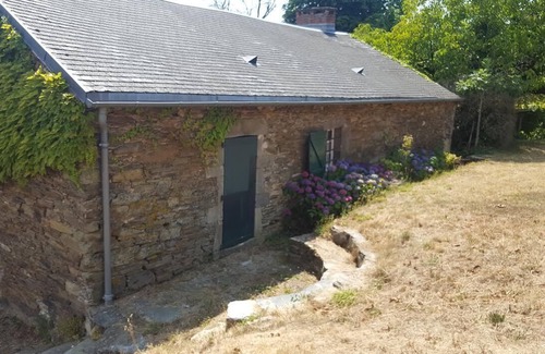 Paulinet Cottage | DELIGHTFUL COUNTRY COTTAGE