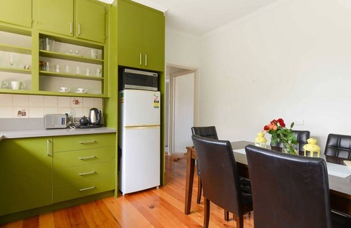 Bellfield House | Delightful, Cozy & Modern House (Unfurnished)