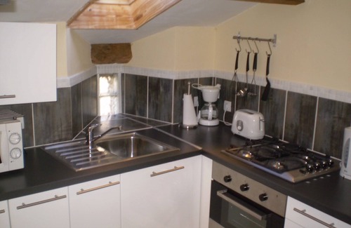 La Foret-sur-Sevre Cottage | Delightful detached rural cottage only 7 minutes from Pescalis fishing village