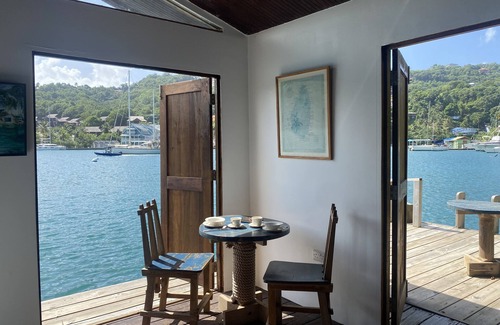 Marigot Bay Cabin | Delightful over the water cabin