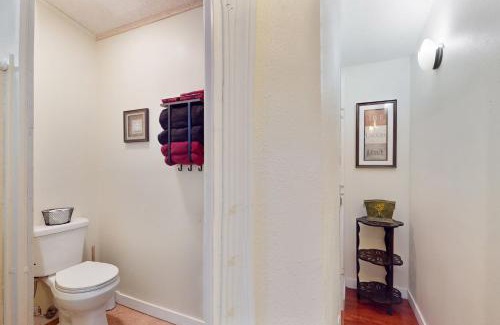 Happy Trails House | Delightful Surprise Cozy Casa