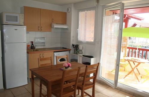 Cambo-les-Bains Apartment | Delightful T2 south terrace, res standing, swimming pool, wifi