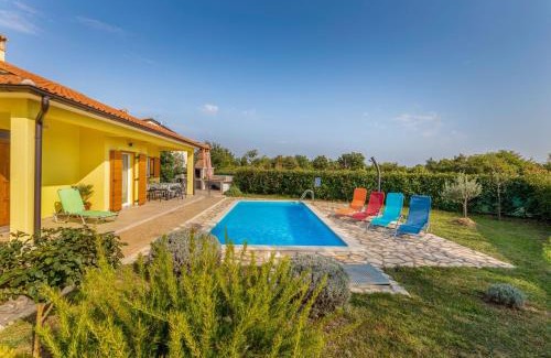 Krmed Villa | Delightful villa with pool for 6 persons