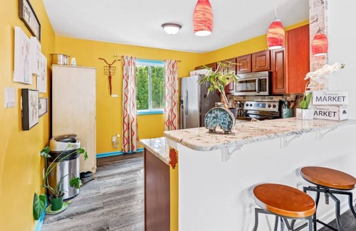 Northeast Raleigh House | Delightfully New The Oasis Paradise w/Pool