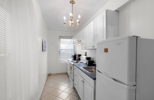 Gayborhood Apartment | Deluxe Apt In Center City