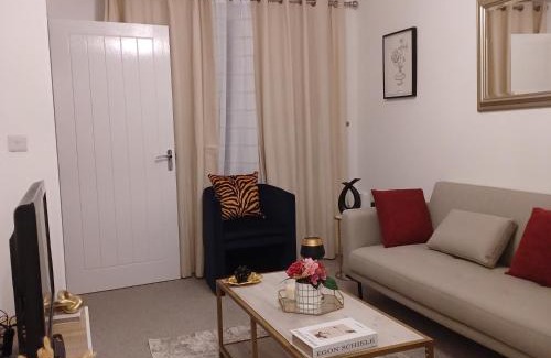 Holbrooks House | Deluxe By Harby - A home from home