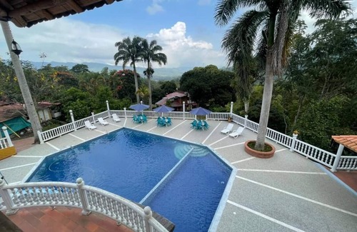 Guaduas House | Deluxe Cabin With Jacuzzi