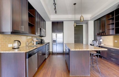 North Burnet Apartment | Deluxe Domain 1BR w/Gym, Pool & W/D, walk to Q2 Stadium, by Blueground