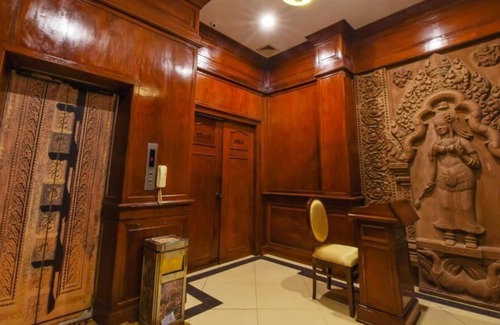 Taphul Village Area House | Deluxe King Pool View at Angkor Year Theme Hotel