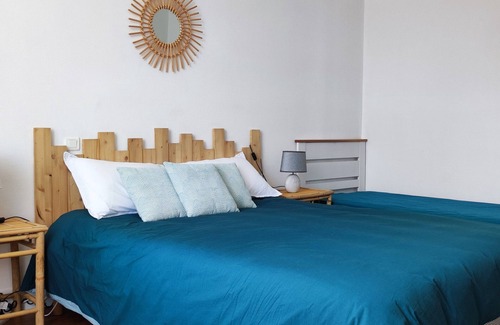 Cherac Bed & Breakfast | Demeure Olea 5 rooms 1 to 15 people linen and breakfast