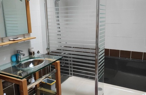 Cherac Bed & Breakfast | Demeure Olea 5 rooms 1 to 15 people linen and breakfast