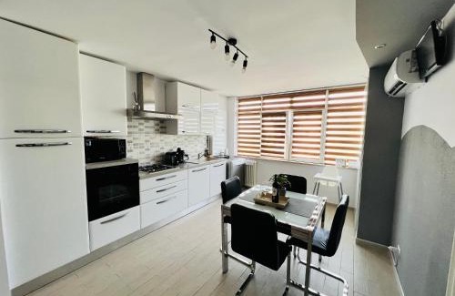 Turda Apartment | Denis Apartament