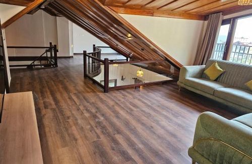 Khattalwada Apartment | Deodar Greens Luxury stays B&B