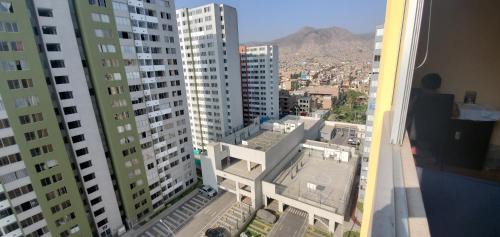 Comas Apartment | Departamento amoblado en comas condominio Los Laureles 3ra etapa