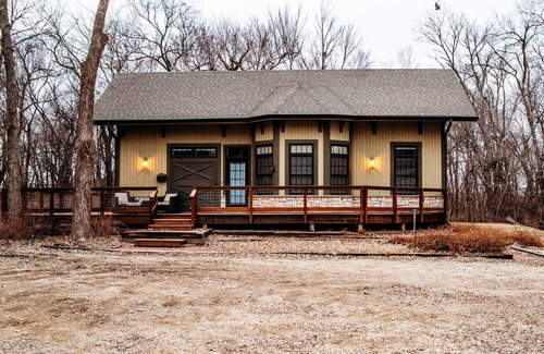 Salina House | Depot Nestled in the Woods