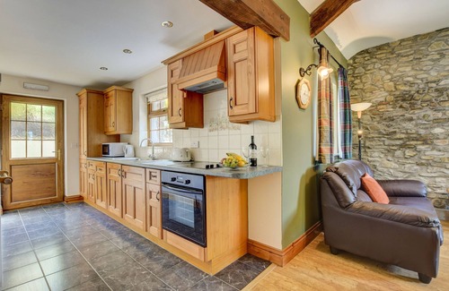 Felinfach House | Deri'r Cwm - Two Bedroom House, Sleeps 4
