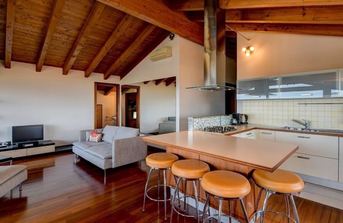 Rivoltella Apartment | DesenzanoLoft Paradise Lake View