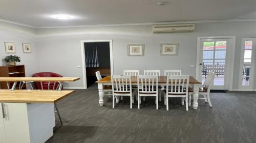 Lake Wangary House | Desert Pea Is The Perfect Haven For Your Dream Holiday On The Eyre Peninsula