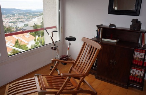 Poio House | Design and relax in Chalet in exclusive area but very close to the sea, central.
