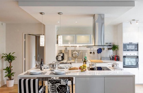Gambetta Apartment | Design Apartment @ Paris La Defense